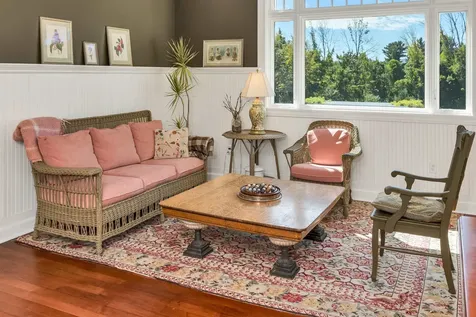 222 N. Main Street Wolfeboro NH 03894