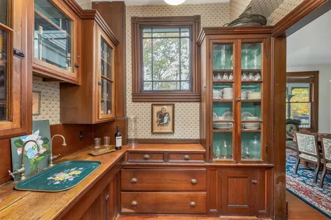 222 N. Main Street Wolfeboro NH 03894