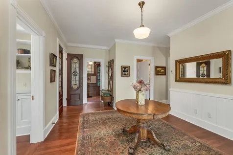 222 N. Main Street Wolfeboro NH 03894