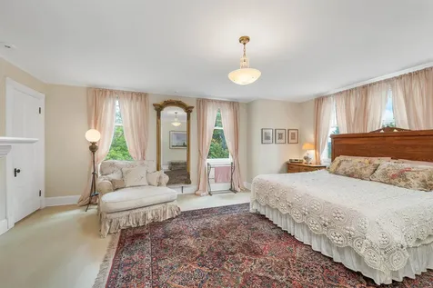 222 N. Main Street Wolfeboro NH 03894