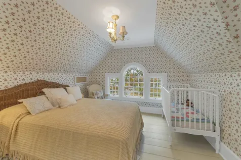 222 N. Main Street Wolfeboro NH 03894