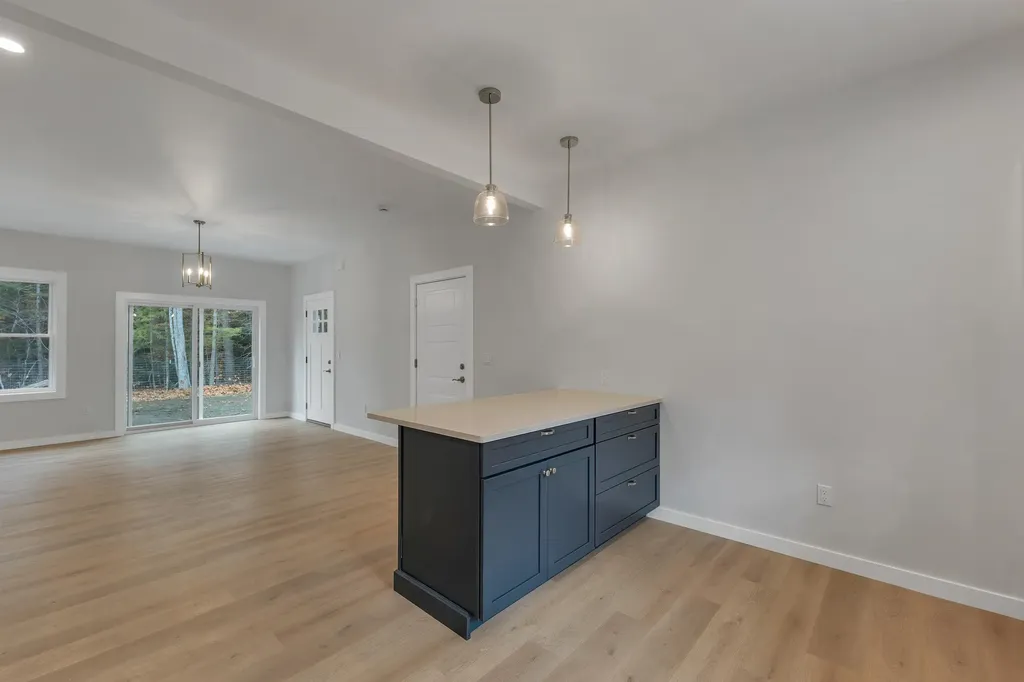 22 Sundorf Street Moultonborough NH 03254