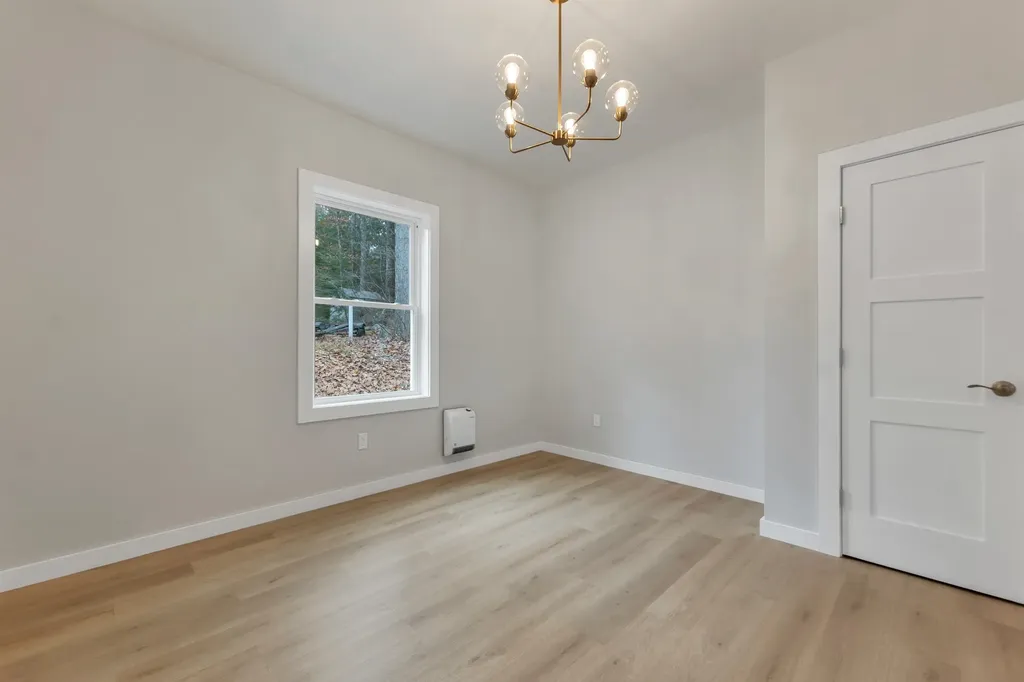 22 Sundorf Street Moultonborough NH 03254