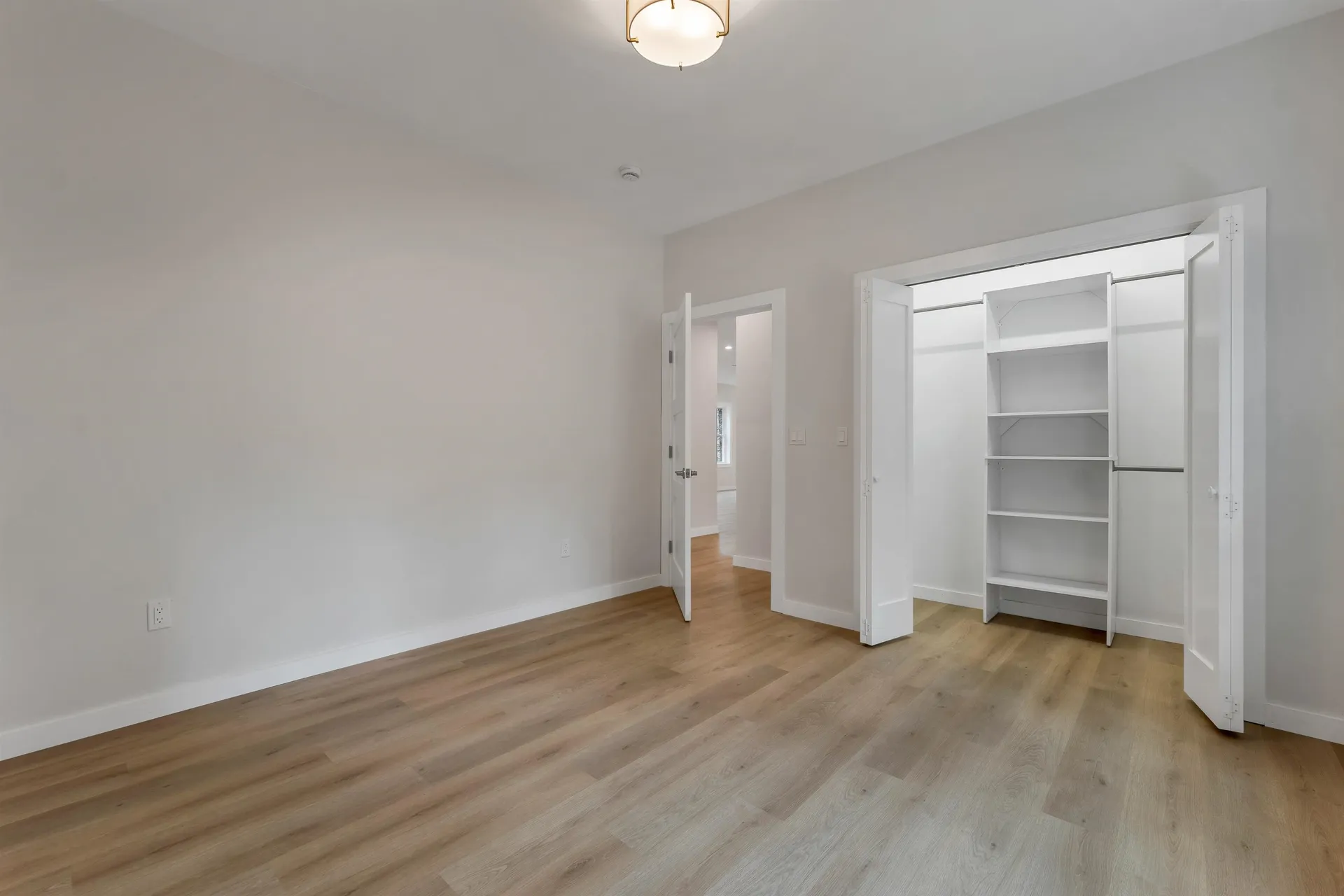 22 Sundorf Street Moultonborough NH 03254