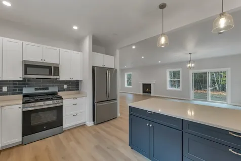 22 Sundorf Street Moultonborough NH 03254