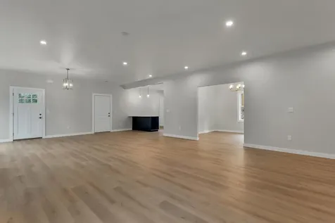 22 Sundorf Street Moultonborough NH 03254