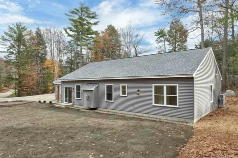 22 Sundorf Street Moultonborough NH 03254