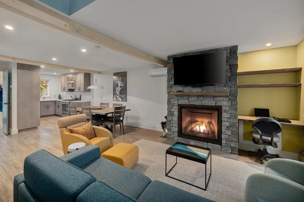 55 Village Green Drive Stowe VT 05672