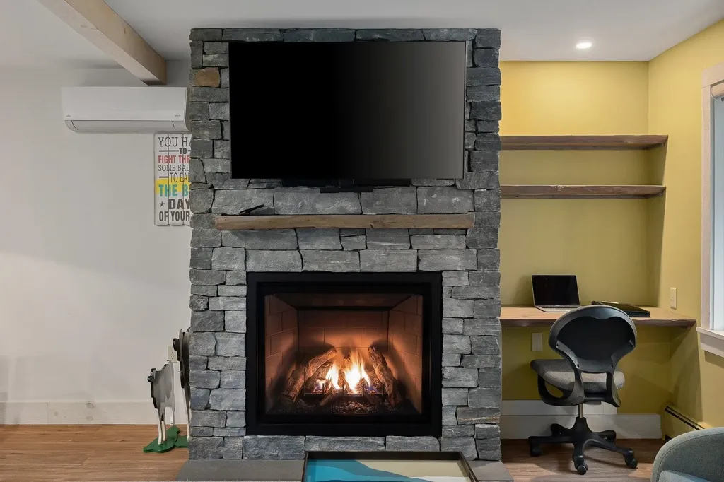 55 Village Green Drive Stowe VT 05672