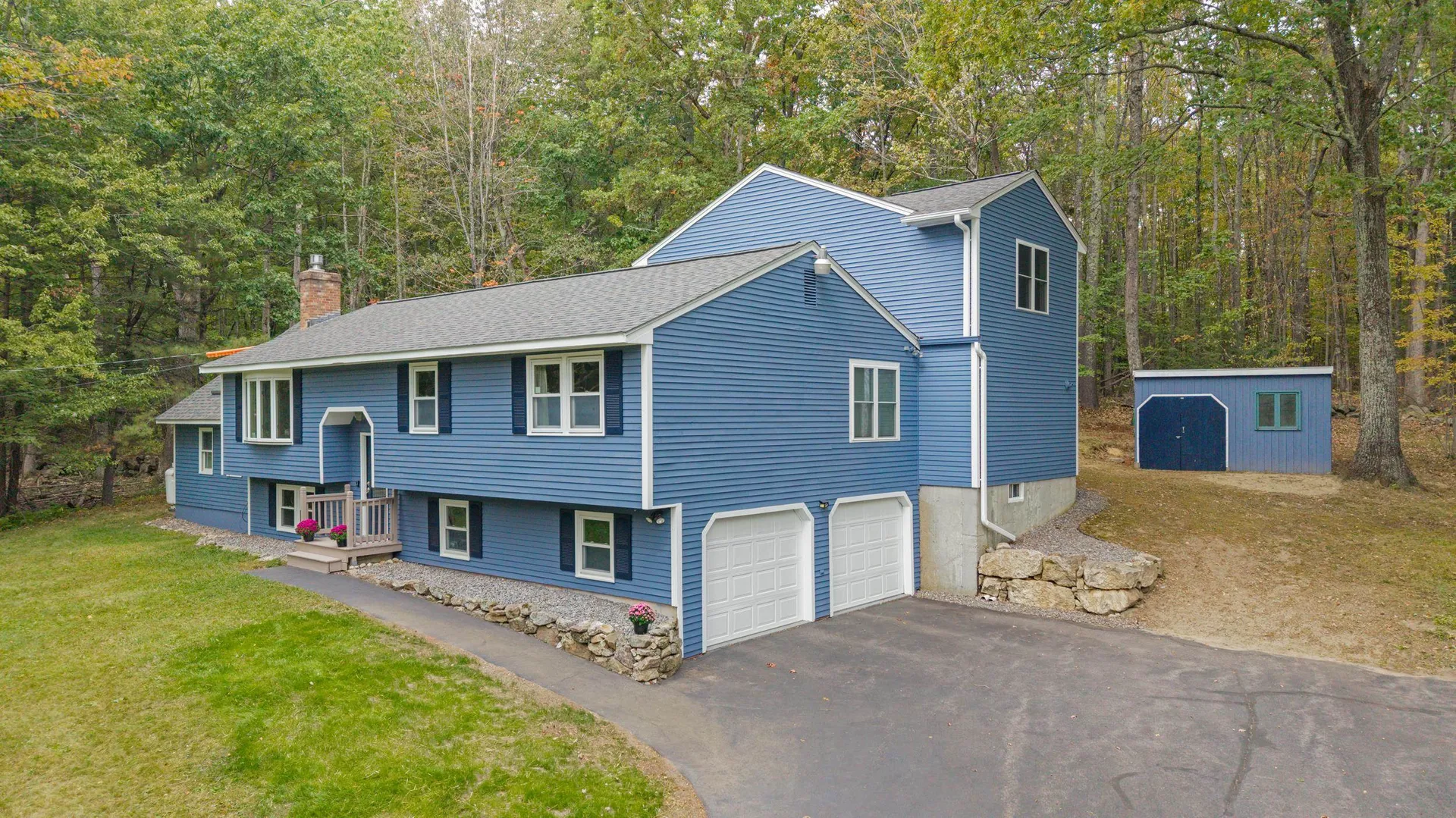 22 Winter Hill Road Goffstown NH 03045