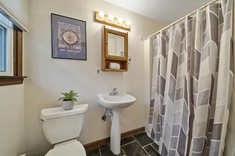 22 Winter Hill Road Goffstown NH 03045