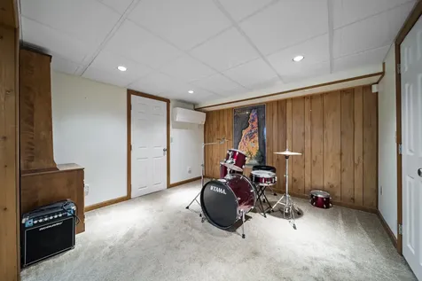 22 Winter Hill Road Goffstown NH 03045