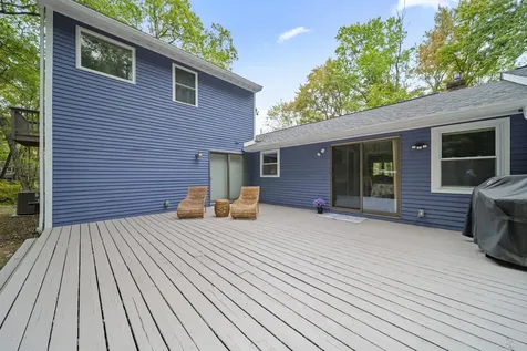 22 Winter Hill Road Goffstown NH 03045