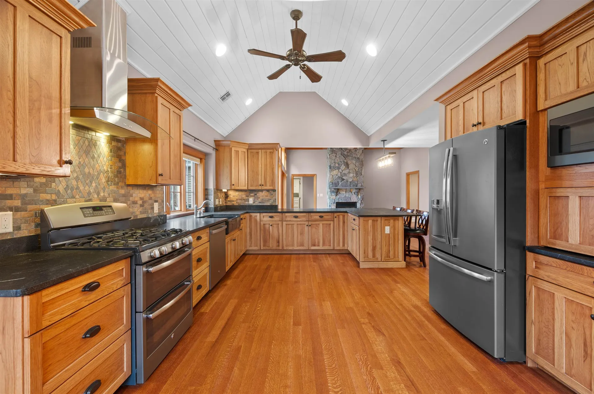 65 Lake Road Brentwood NH 03833