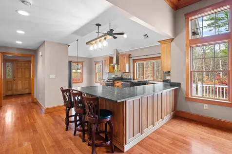 65 Lake Road Brentwood NH 03833