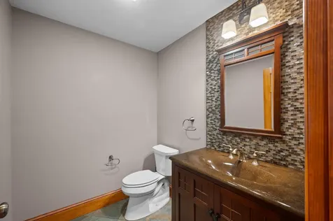 65 Lake Road Brentwood NH 03833