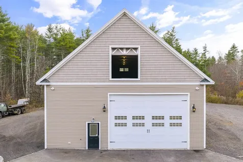 65 Lake Road Brentwood NH 03833