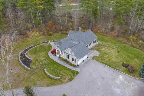 65 Lake Road Brentwood NH 03833