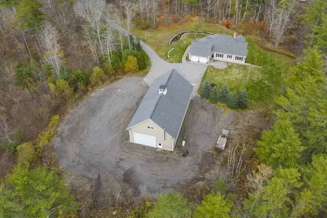 65 Lake Road Brentwood NH 03833