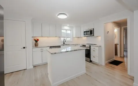 10 Sarah Court Rochester NH 03867