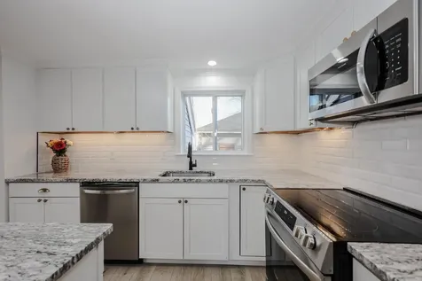 10 Sarah Court Rochester NH 03867