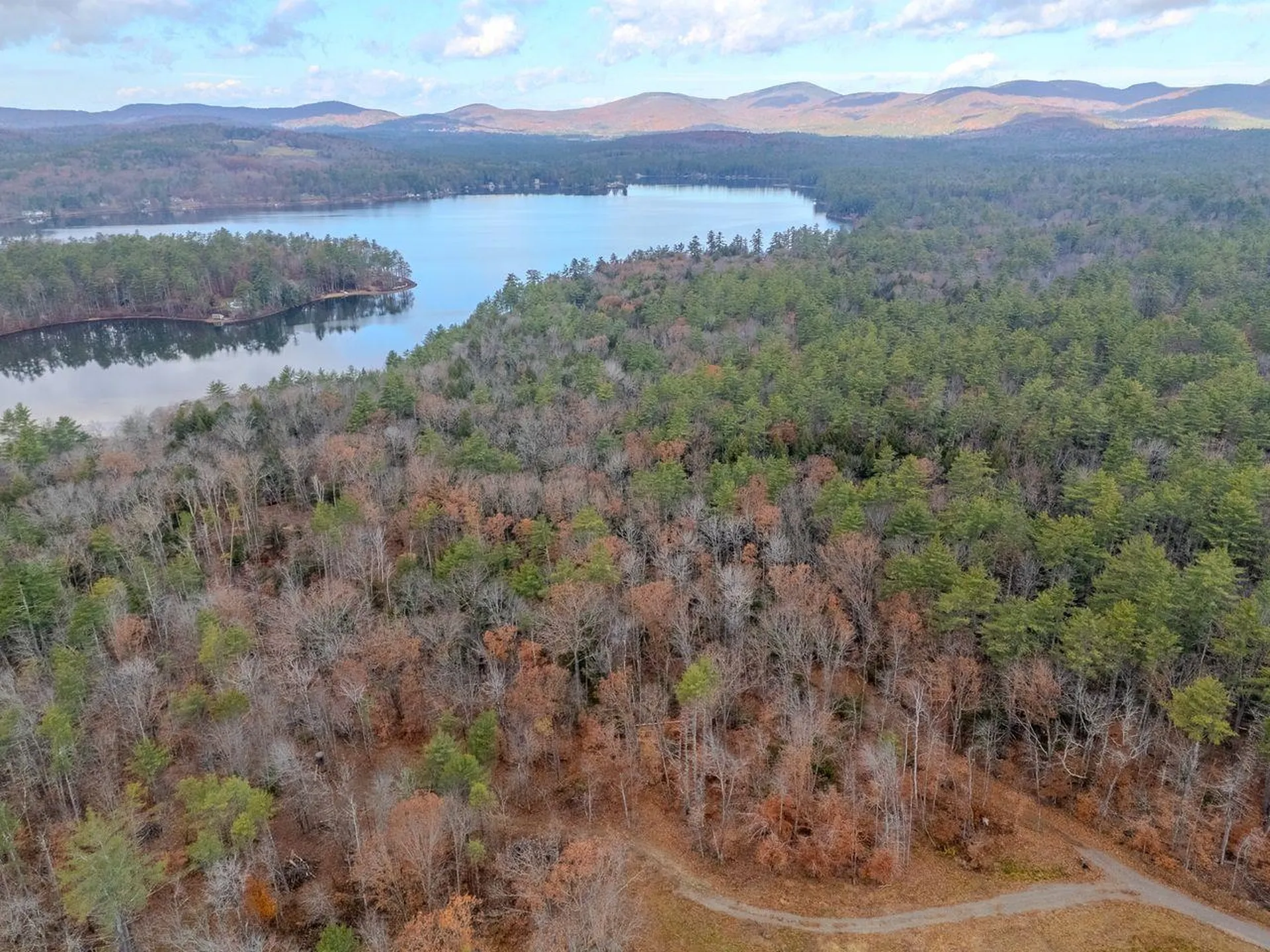 Mountain Road Gilmanton NH 03837