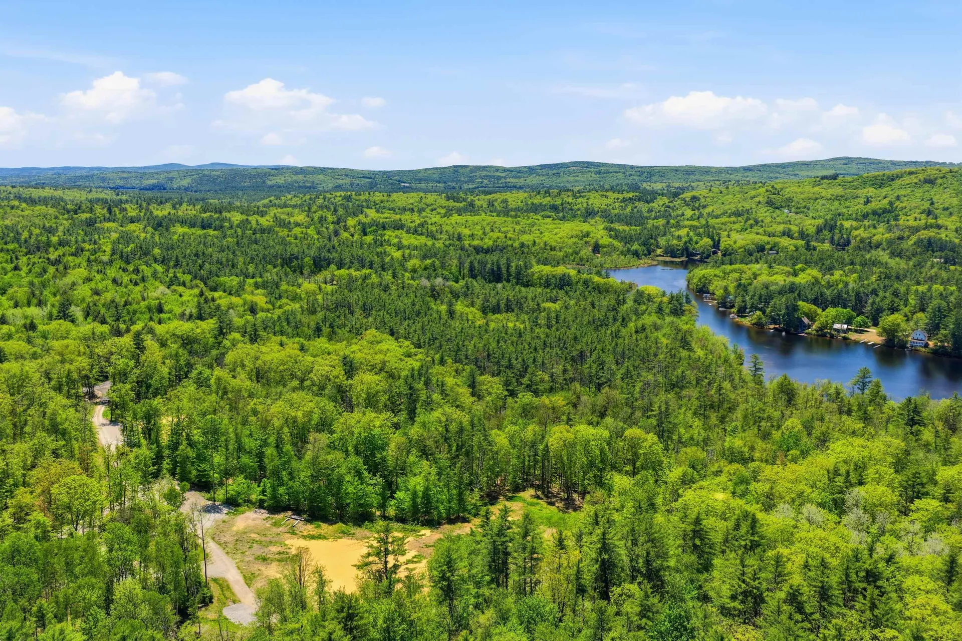 Mountain Road Gilmanton NH 03837