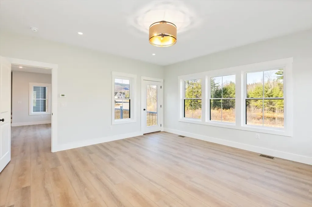 18 Roberts Drive Jaffrey NH 03452