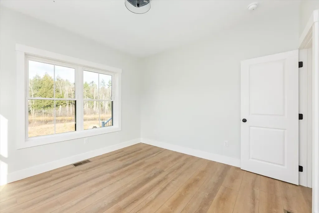 18 Roberts Drive Jaffrey NH 03452