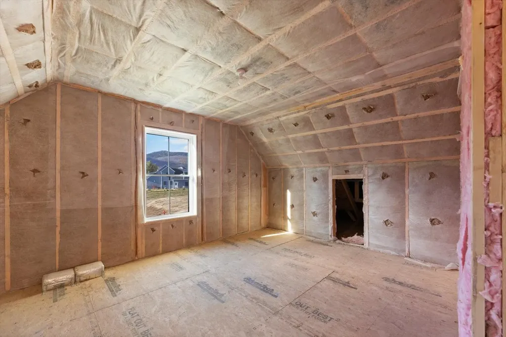 18 Roberts Drive Jaffrey NH 03452