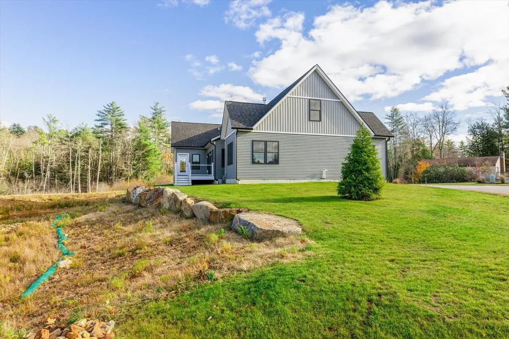 18 Roberts Drive Jaffrey NH 03452