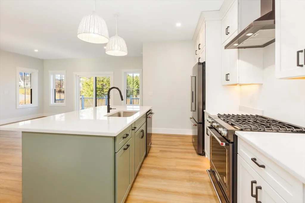 18 Roberts Drive Jaffrey NH 03452