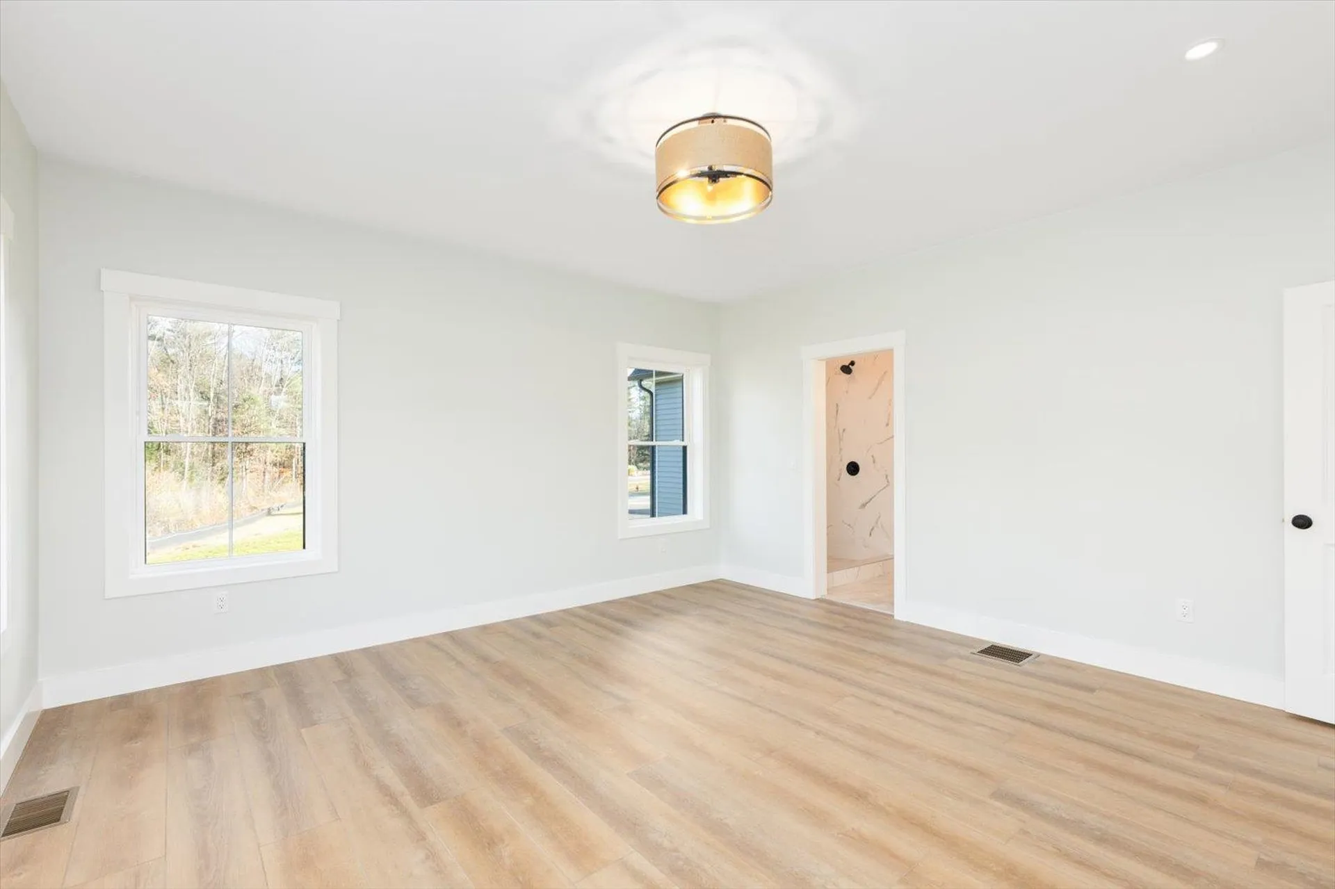 18 Roberts Drive Jaffrey NH 03452