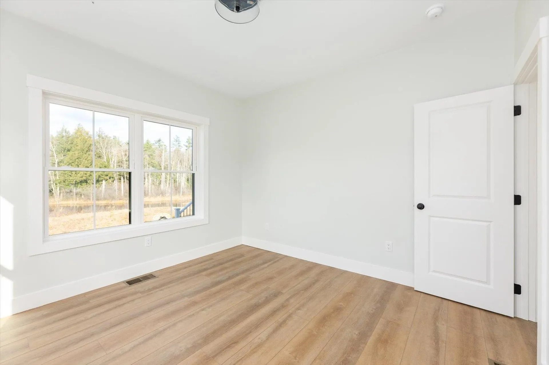 18 Roberts Drive Jaffrey NH 03452