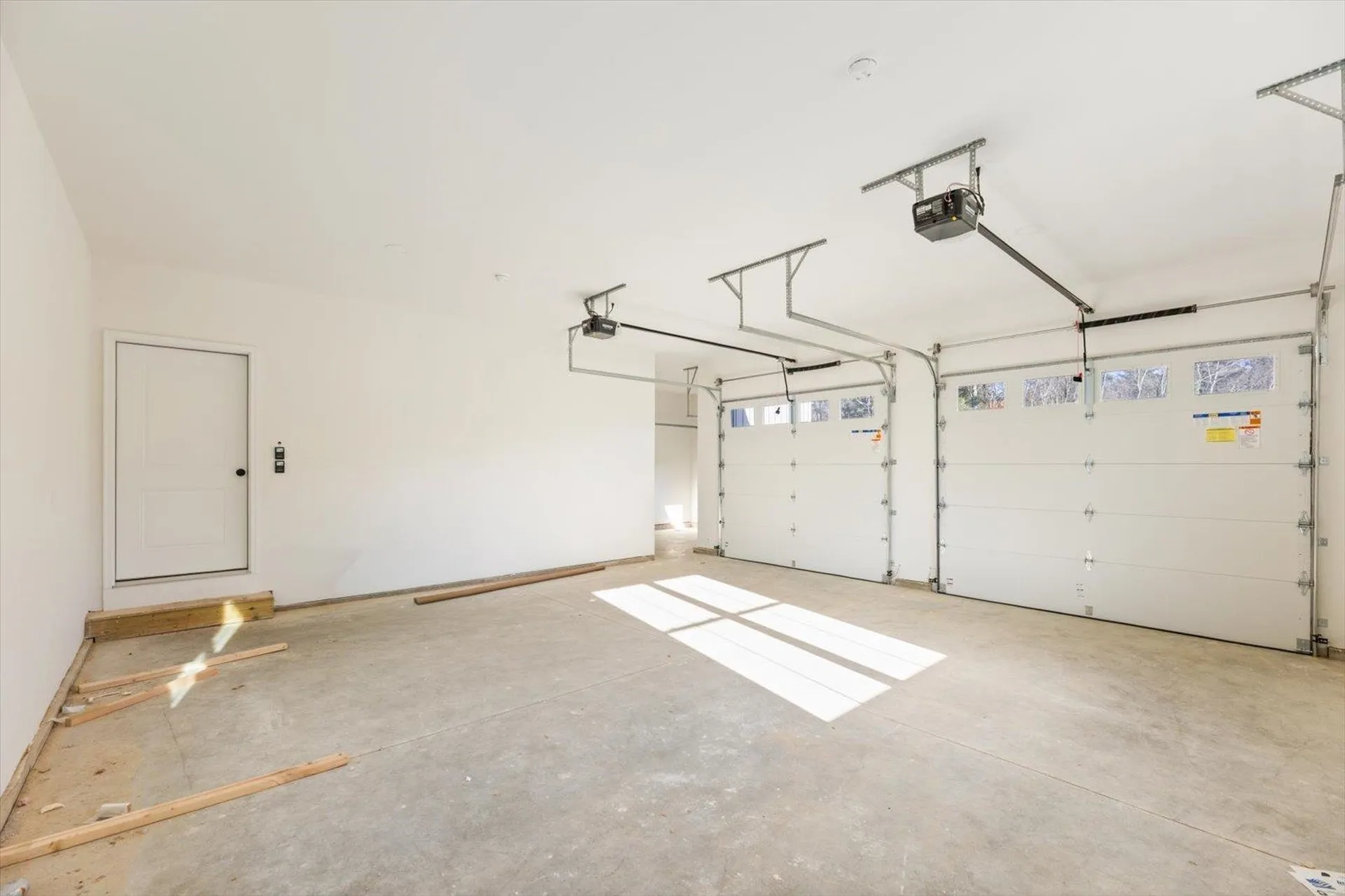 18 Roberts Drive Jaffrey NH 03452