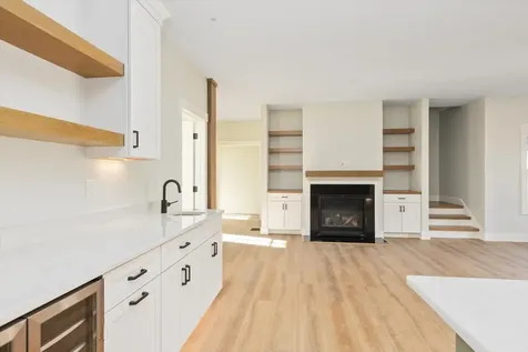 18 Roberts Drive Jaffrey NH 03452