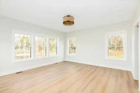 18 Roberts Drive Jaffrey NH 03452