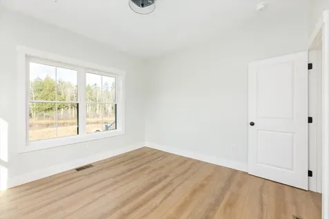 18 Roberts Drive Jaffrey NH 03452