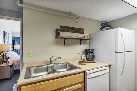 220 Mountainside Drive Stowe VT 05672