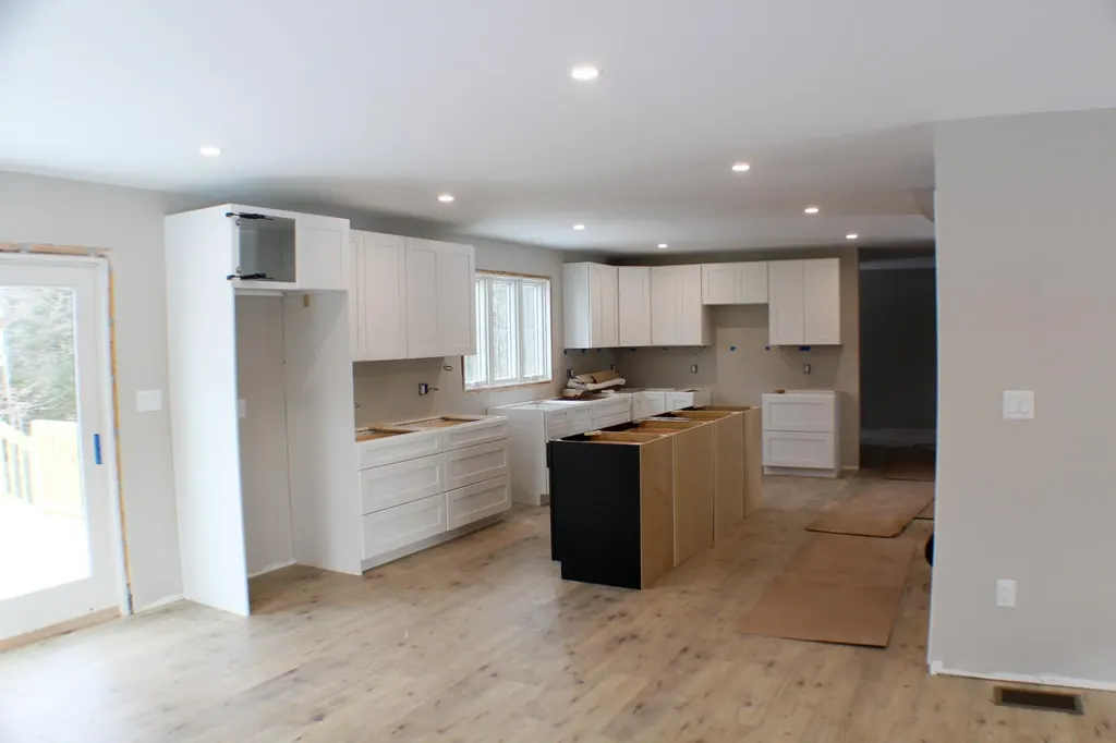 27 Tyler Avenue Epsom NH 03234