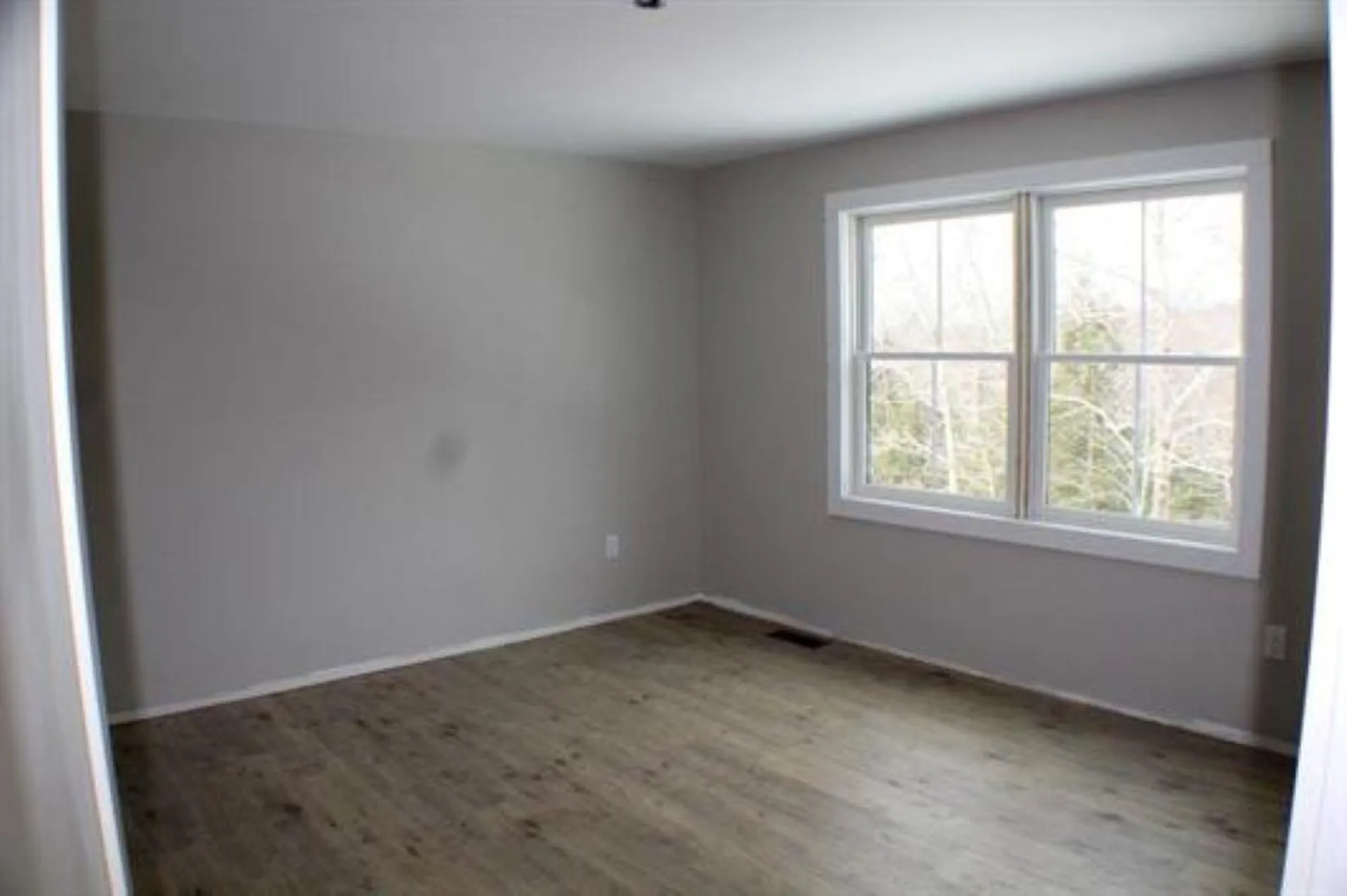 27 Tyler Avenue Epsom NH 03234