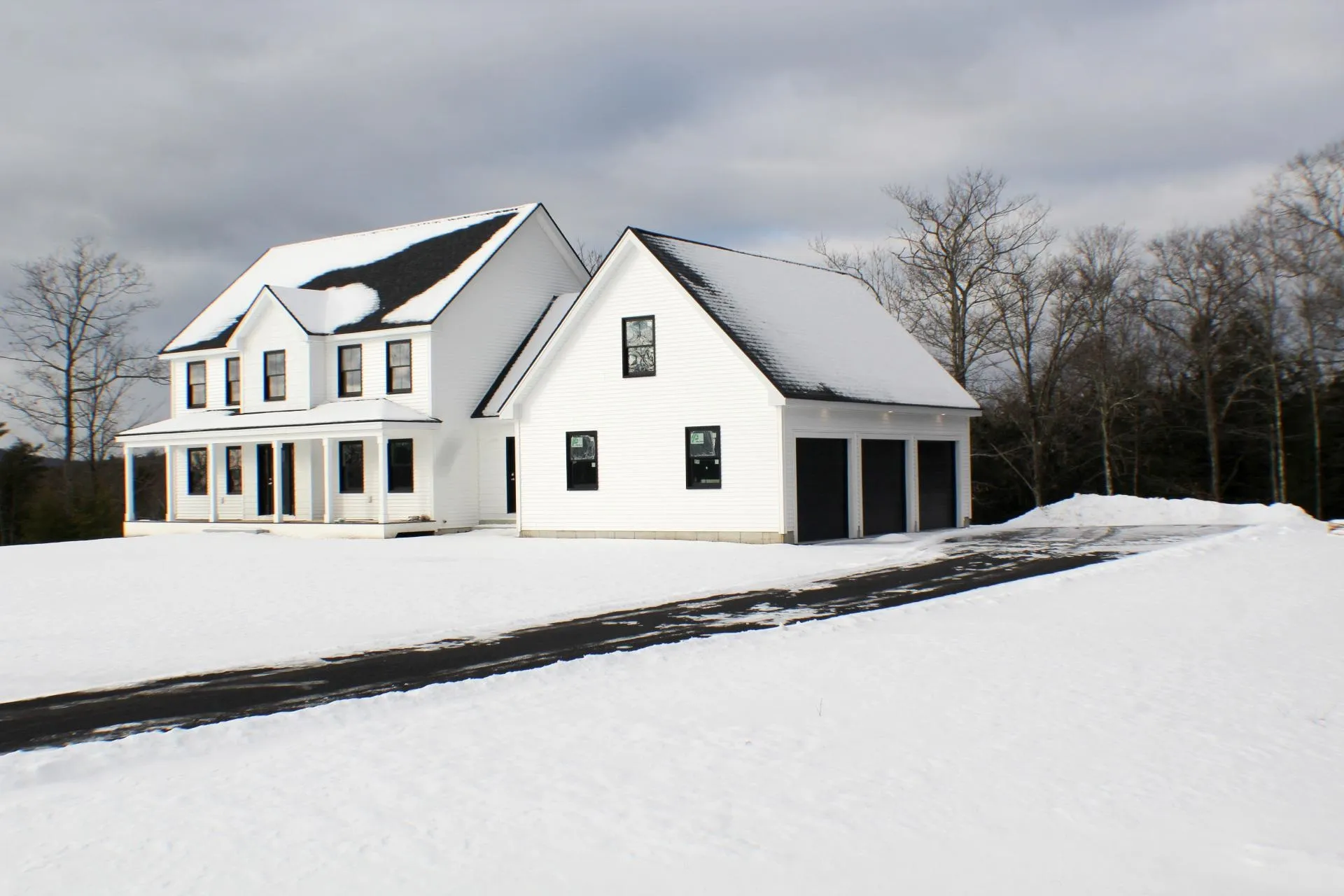 27 Tyler Avenue Epsom NH 03234