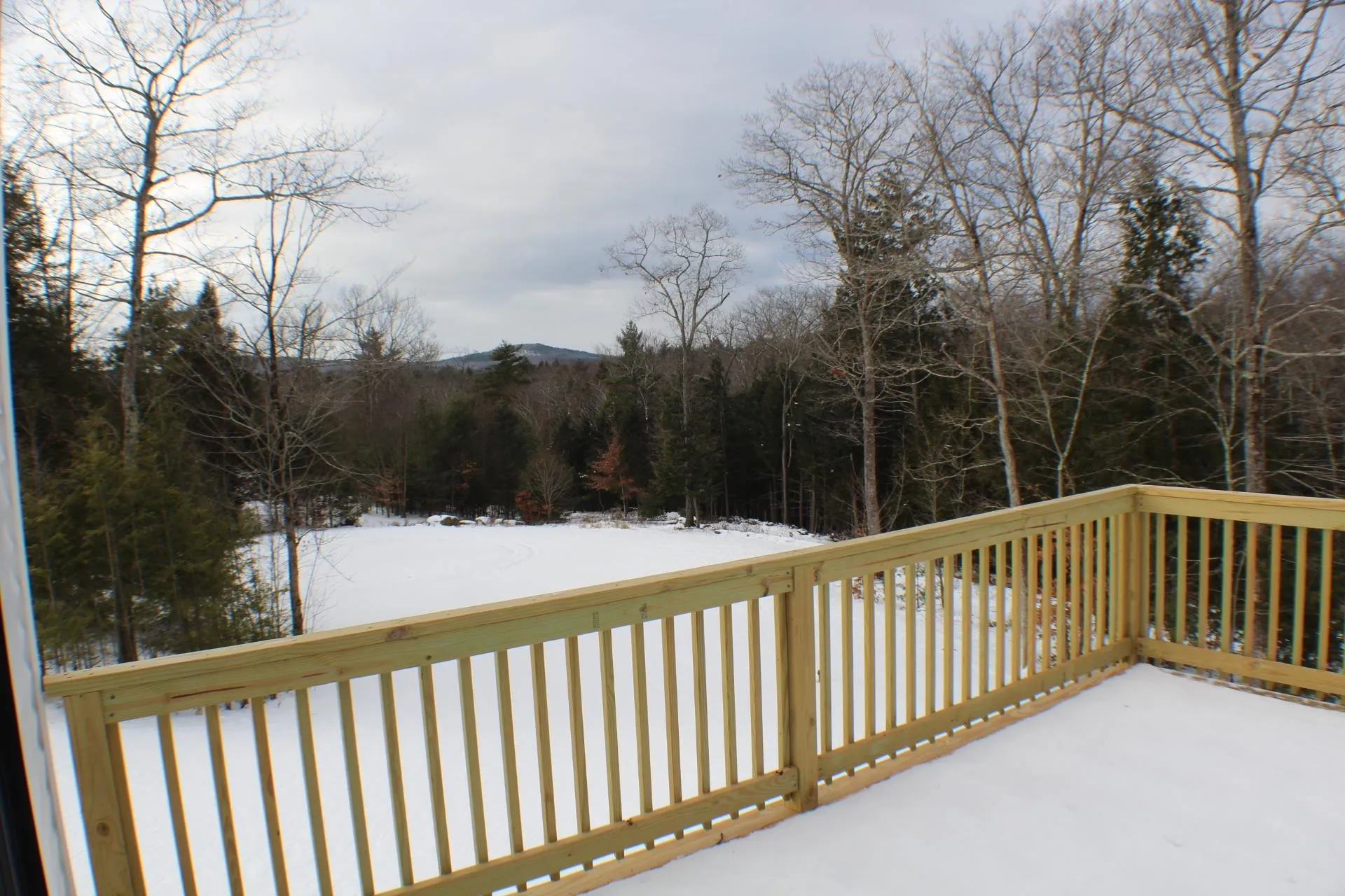 27 Tyler Avenue Epsom NH 03234