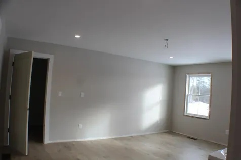 27 Tyler Avenue Epsom NH 03234