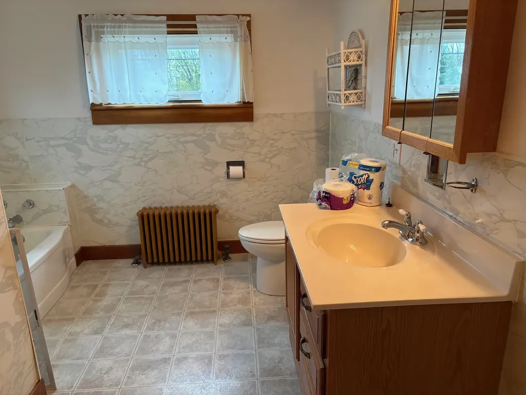 407 Lake Road St. Albans Town VT 05478