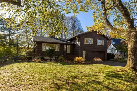 221 Hillside Drive Portsmouth NH 03801