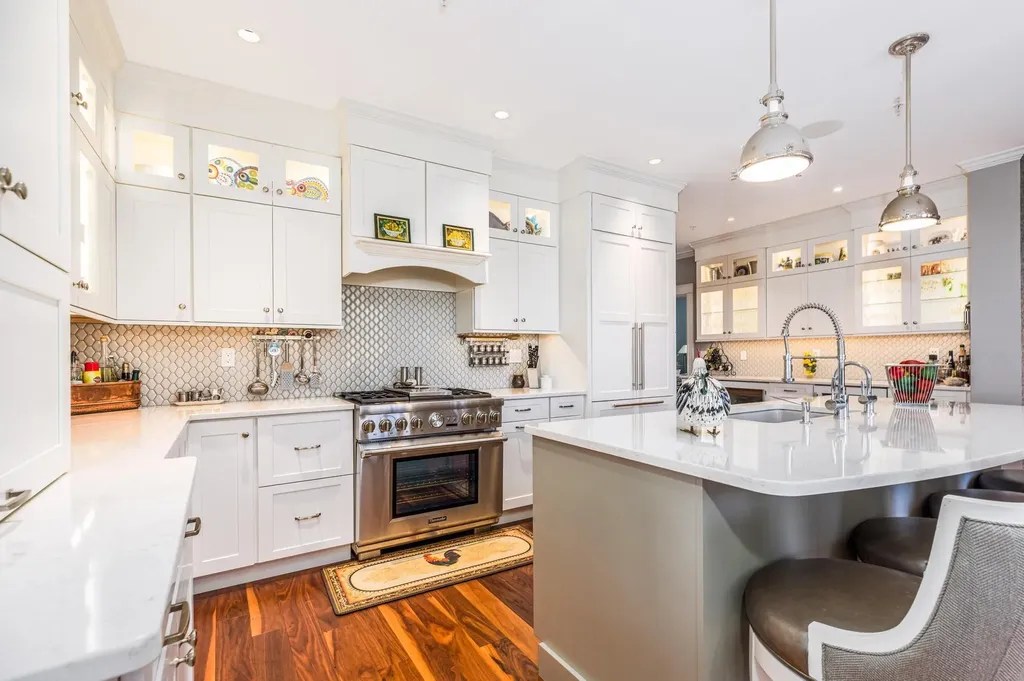 137 Daniel Street Portsmouth NH 03801
