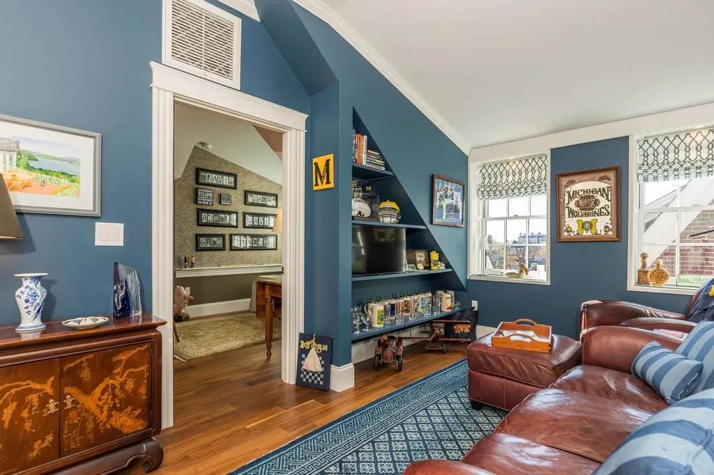 137 Daniel Street Portsmouth NH 03801