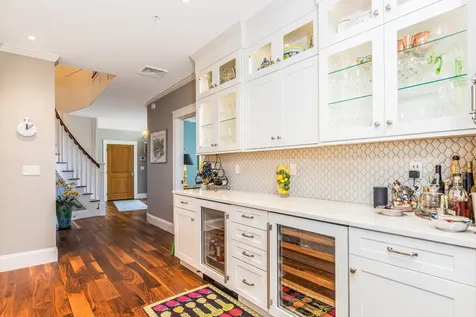 137 Daniel Street Portsmouth NH 03801