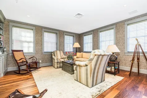 137 Daniel Street Portsmouth NH 03801